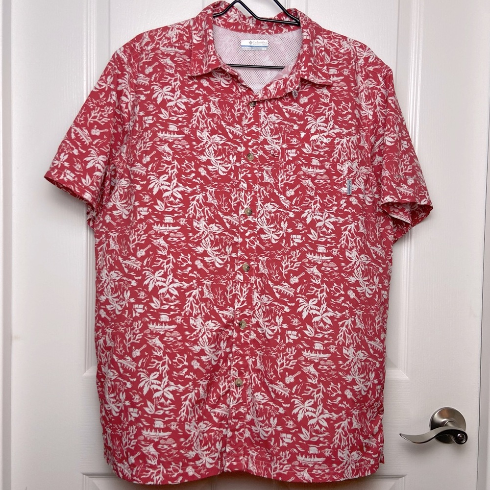 Men’s Columbia PFG Red & White Island Print Omni-Shade Button Down Shirt Size M